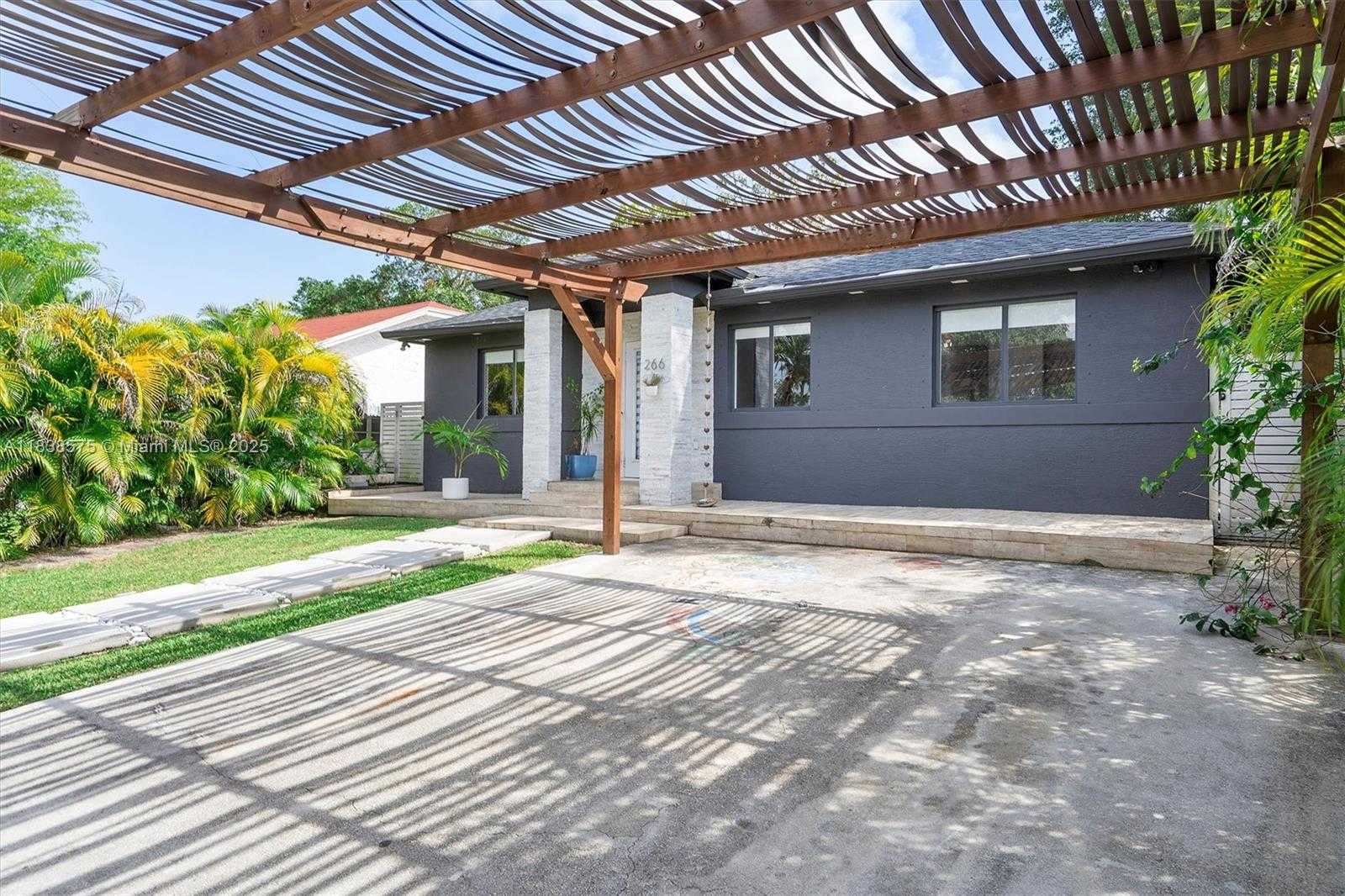 Small Image of 266 NORTH EAST 117TH ST, Miami Number 5