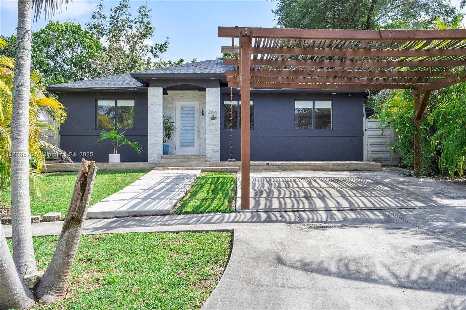 Small Image of 266 NORTH EAST 117TH ST, Miami Number 6