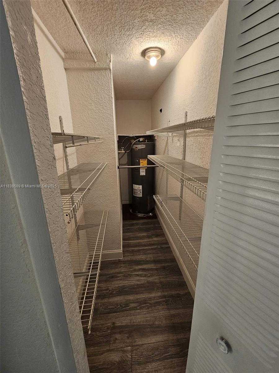 Small Image of 235 ANTILLA AVE #1, Coral Gables Number 13