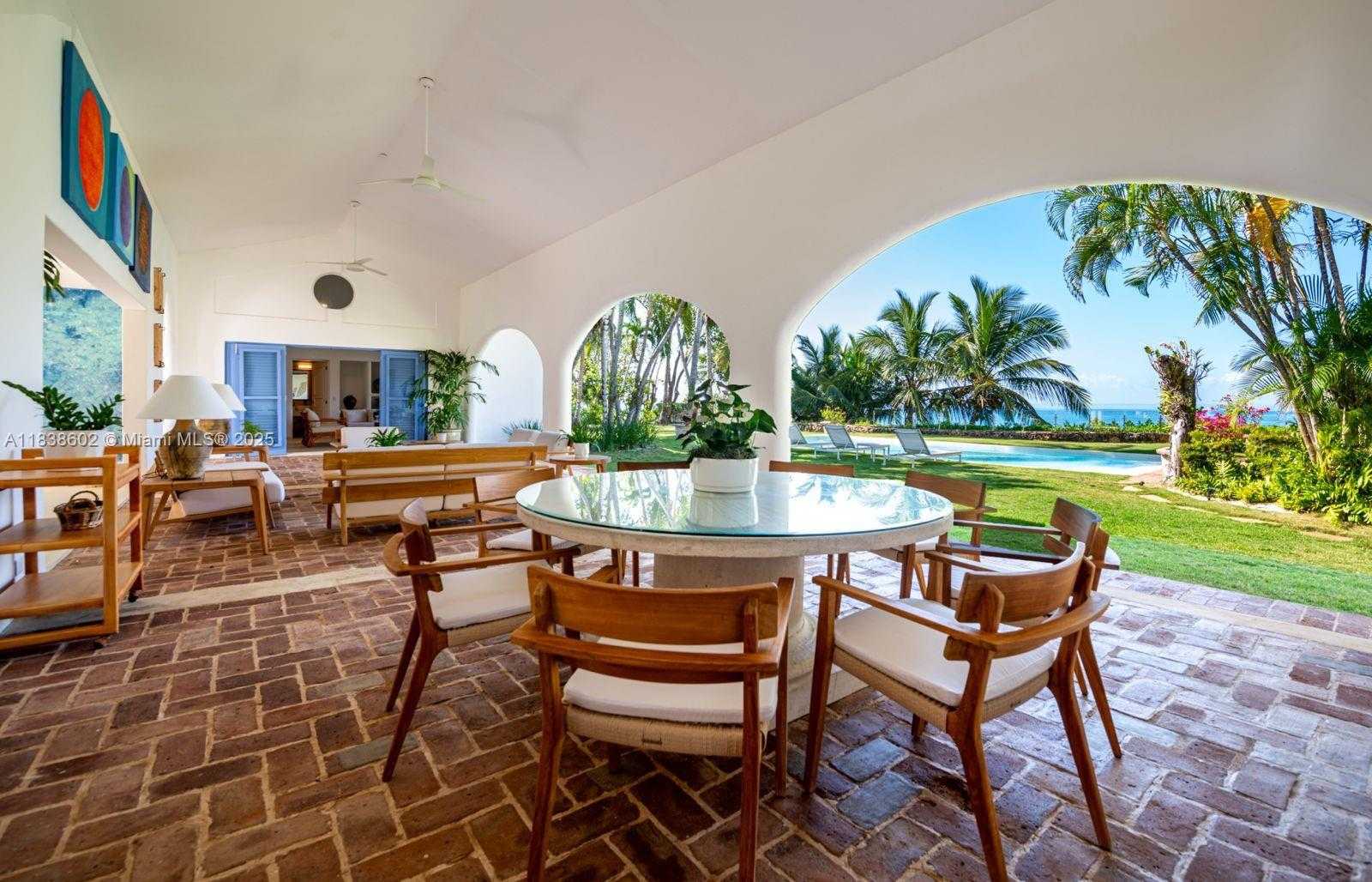 Small Image of PUNTA MINITAS, CASA DE CAMPO, Out of City Number 13