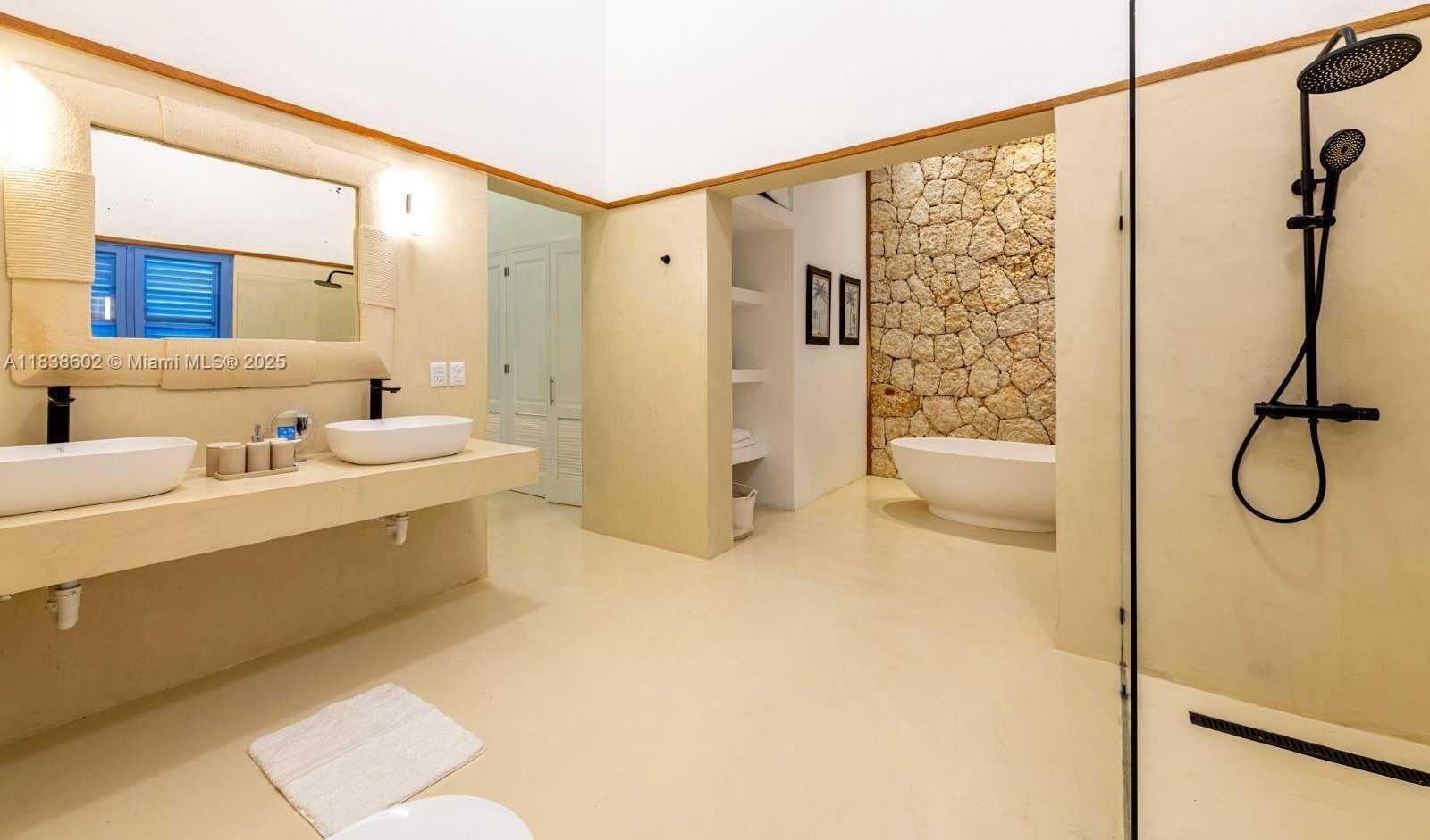 Small Image of PUNTA MINITAS, CASA DE CAMPO, Out of City Number 16