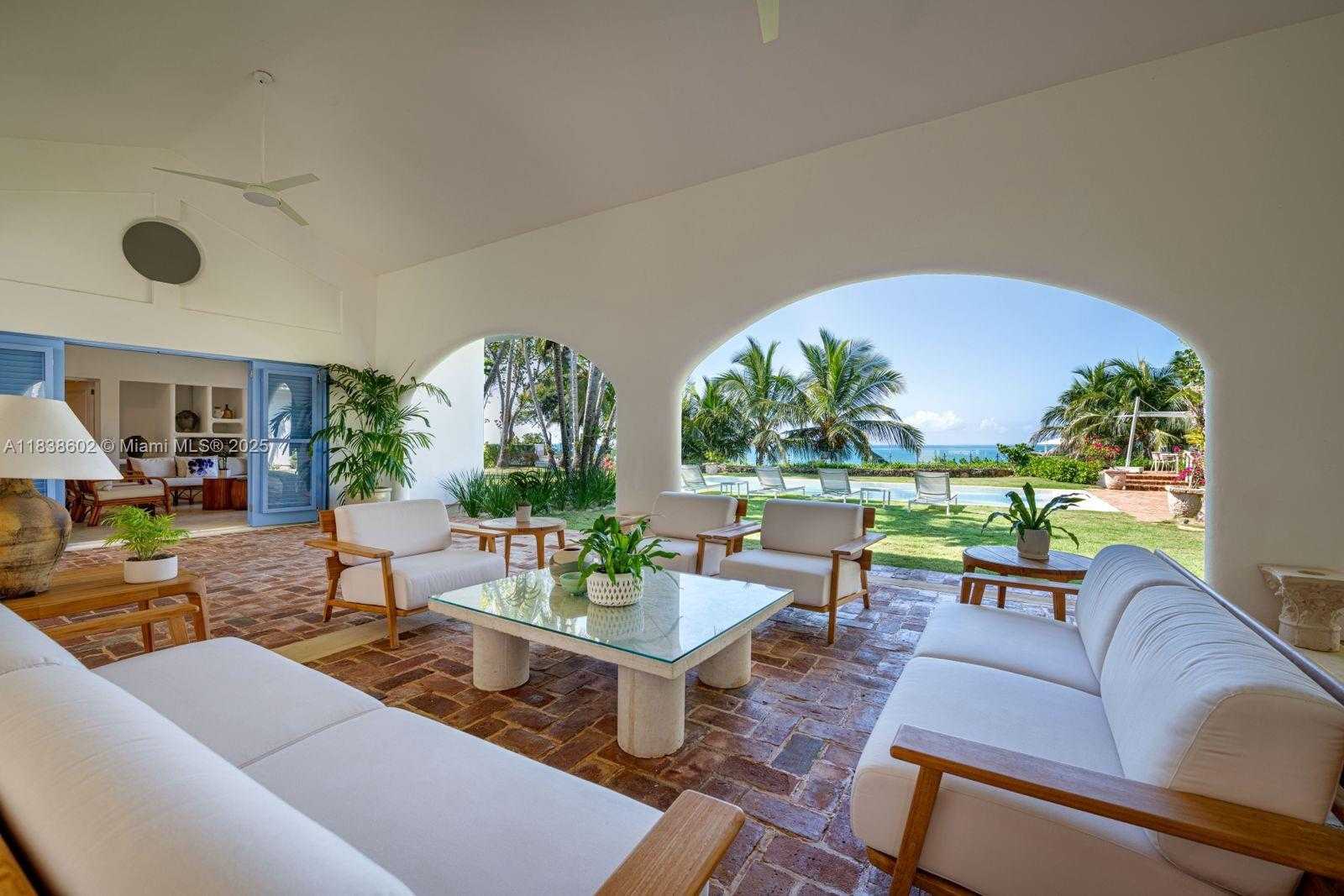 Small Image of PUNTA MINITAS, CASA DE CAMPO, Out of City Number 18