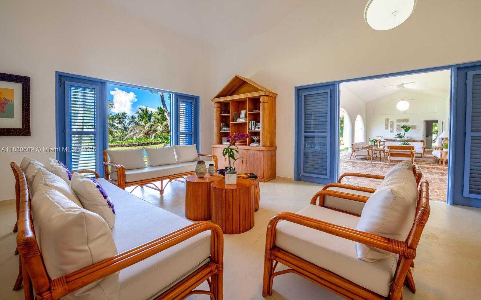 Small Image of PUNTA MINITAS, CASA DE CAMPO, Out of City Number 22