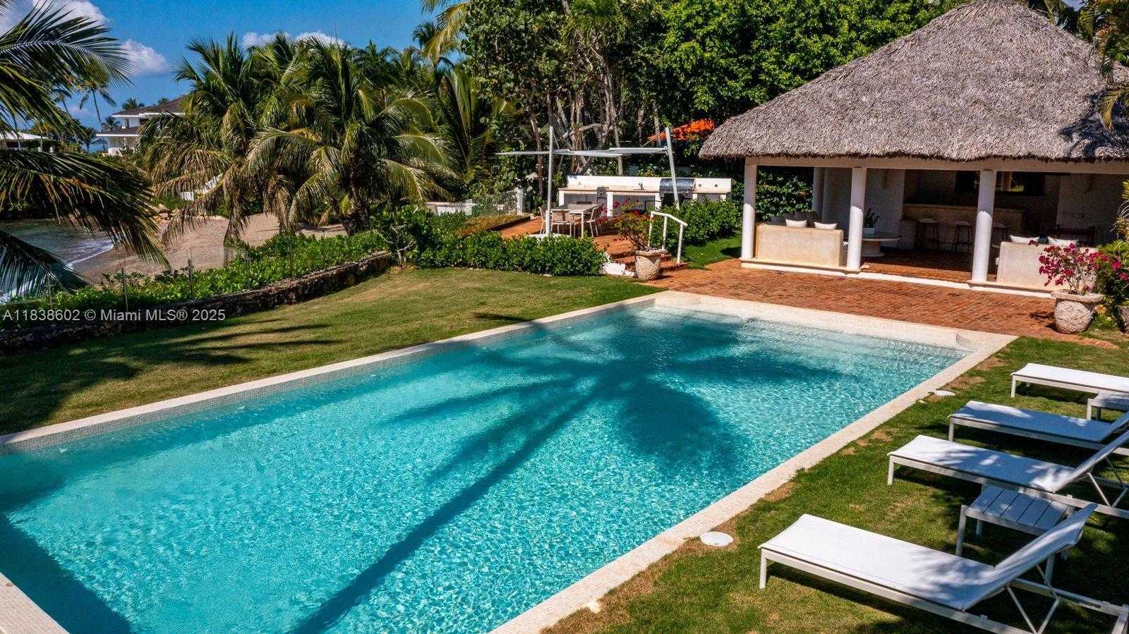 Small Image of PUNTA MINITAS, CASA DE CAMPO, Out of City Number 8
