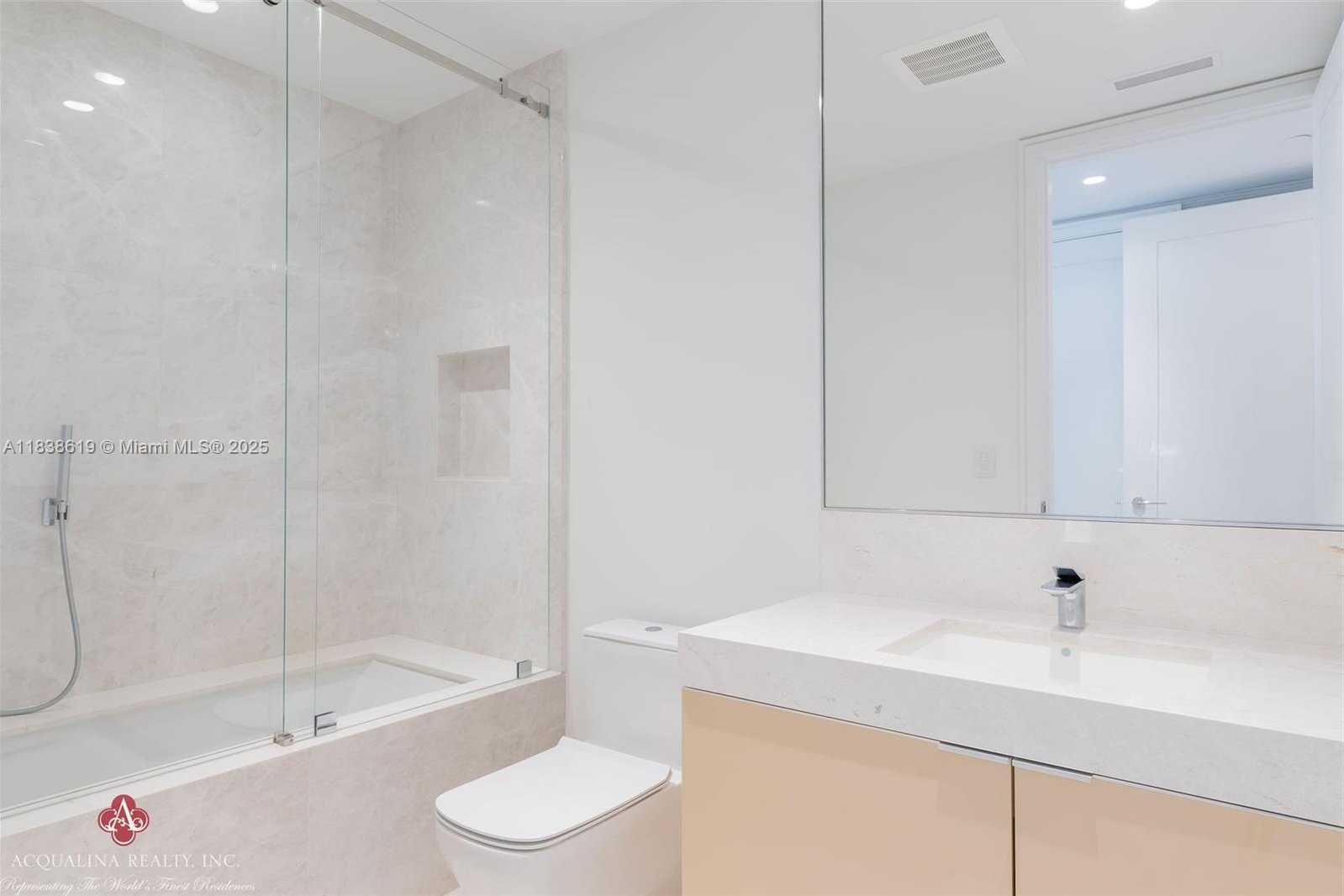 Small Image of 17975 COLLINS AVENUE #1002, Sunny Isles Beach Number 27