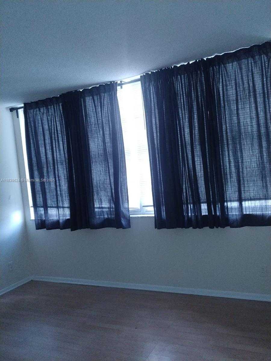 Small Image of 16710 NORTH EAST 9TH AVE #607, North Miami Beach Number 7