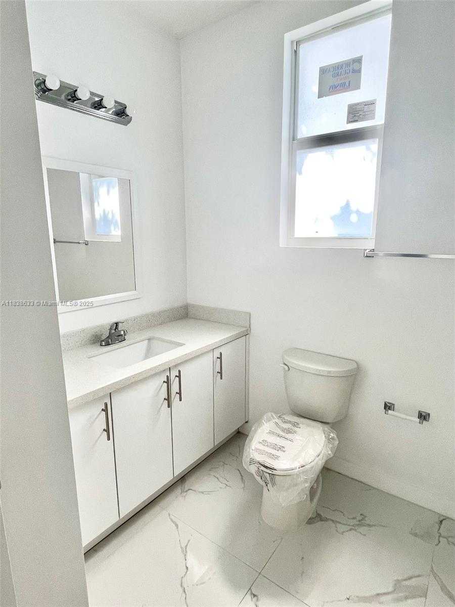 Small Image of 4506 NORTH WEST 22ND CT #B, Miami Number 11