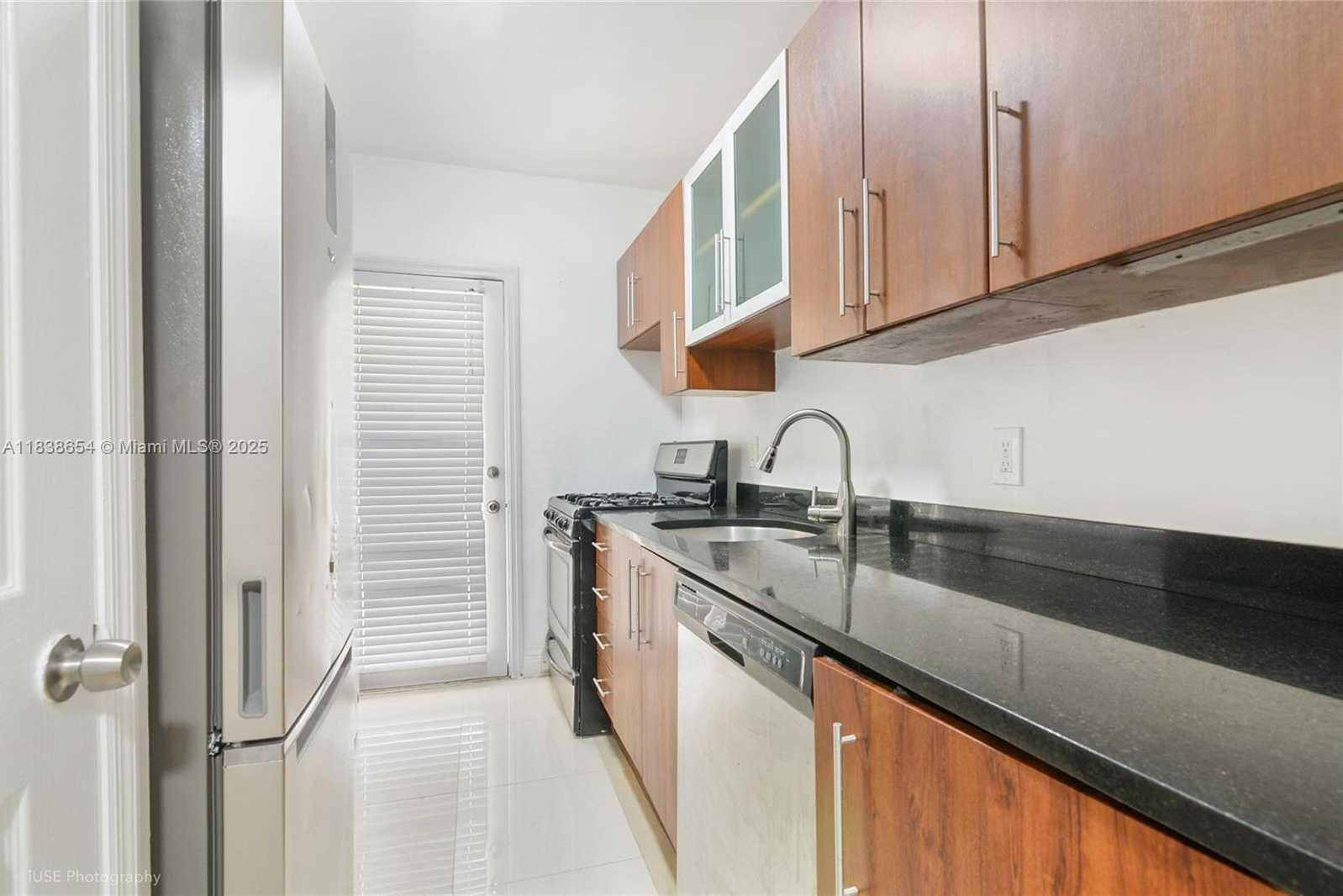 Small Image of 320 85TH ST #12, Miami Beach Number 2