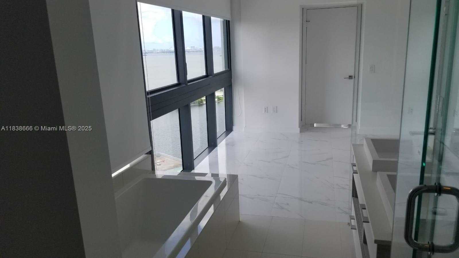 Small Image of 650 NORTH EAST 32ND ST #2508, Miami Number 18