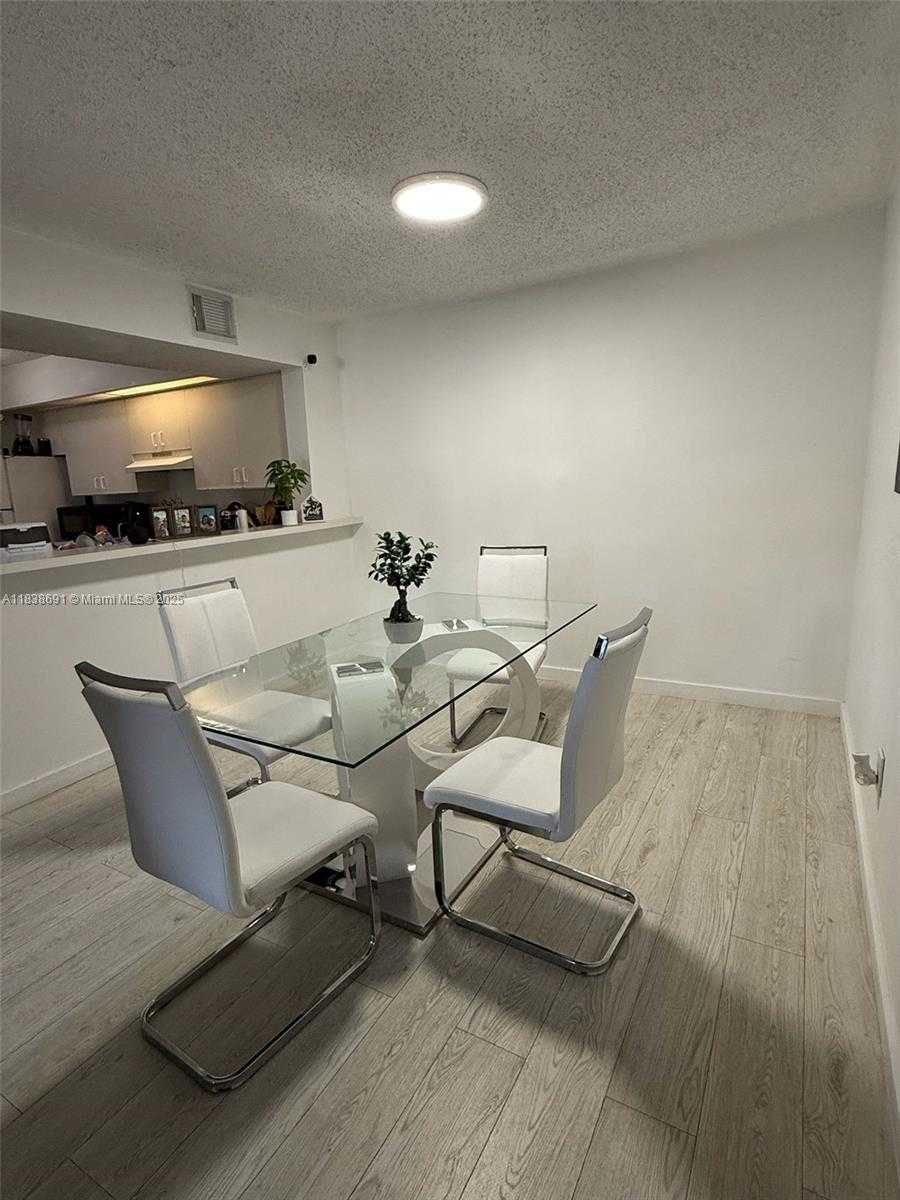 Small Image of 18830 NORTH WEST 57TH AVE #105, Hialeah Number 3