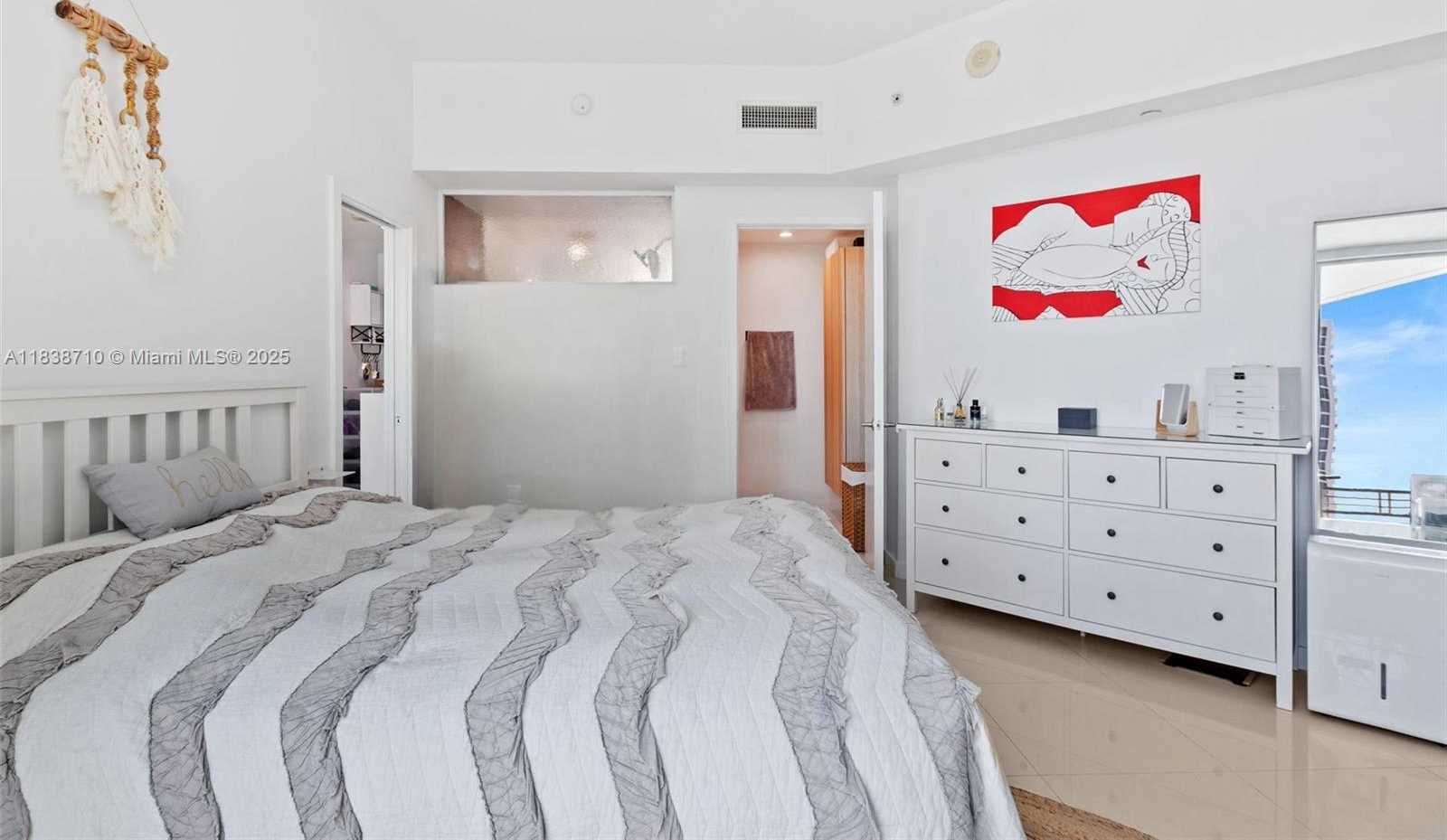 Small Image of 350 NORTH EAST 24TH ST #902, Miami Number 10