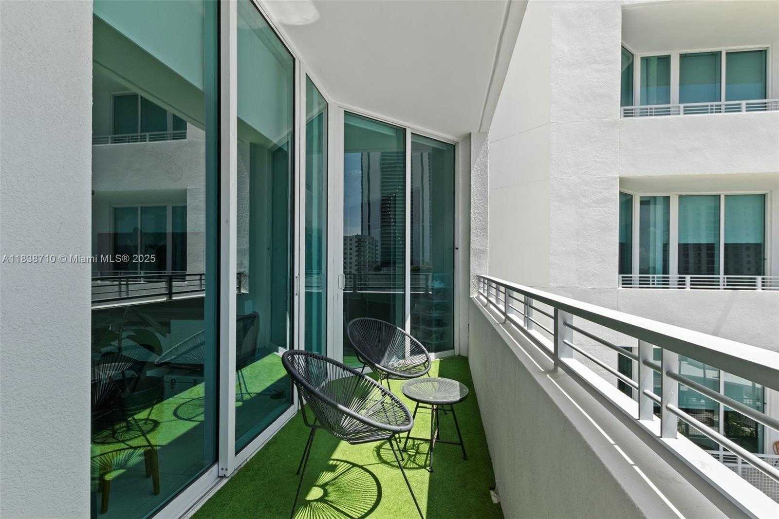 Small Image of 350 NORTH EAST 24TH ST #902, Miami Number 14