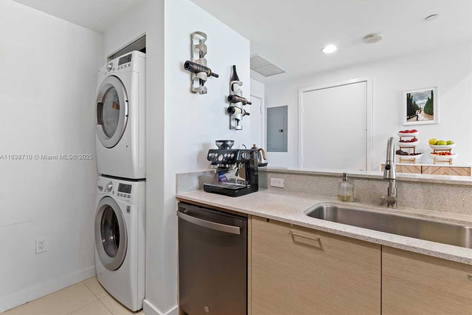 Small Image of 350 NORTH EAST 24TH ST #902, Miami Number 6