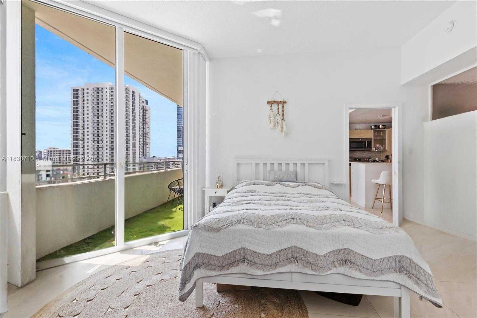 Small Image of 350 NORTH EAST 24TH ST #902, Miami Number 9