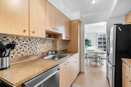 Small Image of 9195 COLLINS AVE #1006, Surfside Number 6