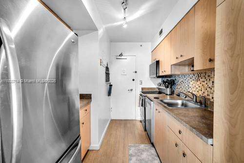 Small Image of 9195 COLLINS AVE #1006, Surfside Number 7