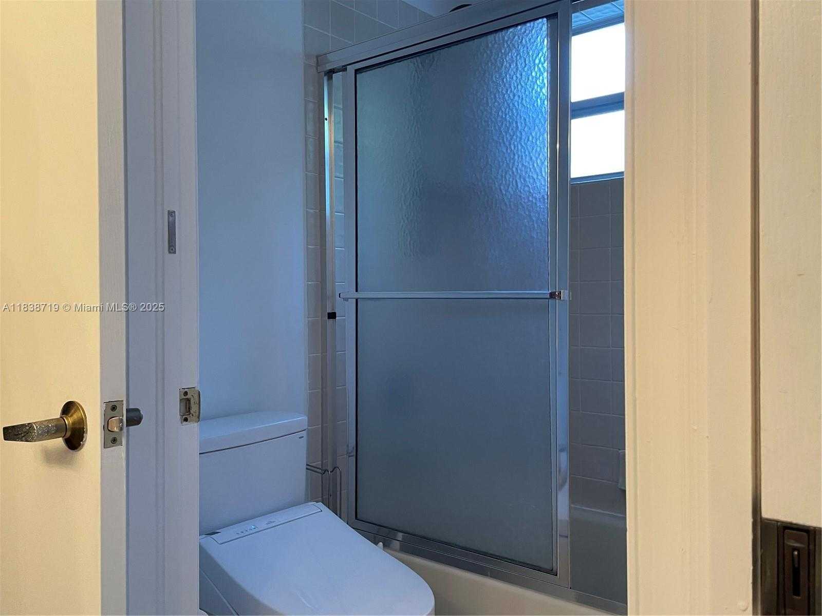 Small Image of 785 HERON RD #785, Weston Number 15