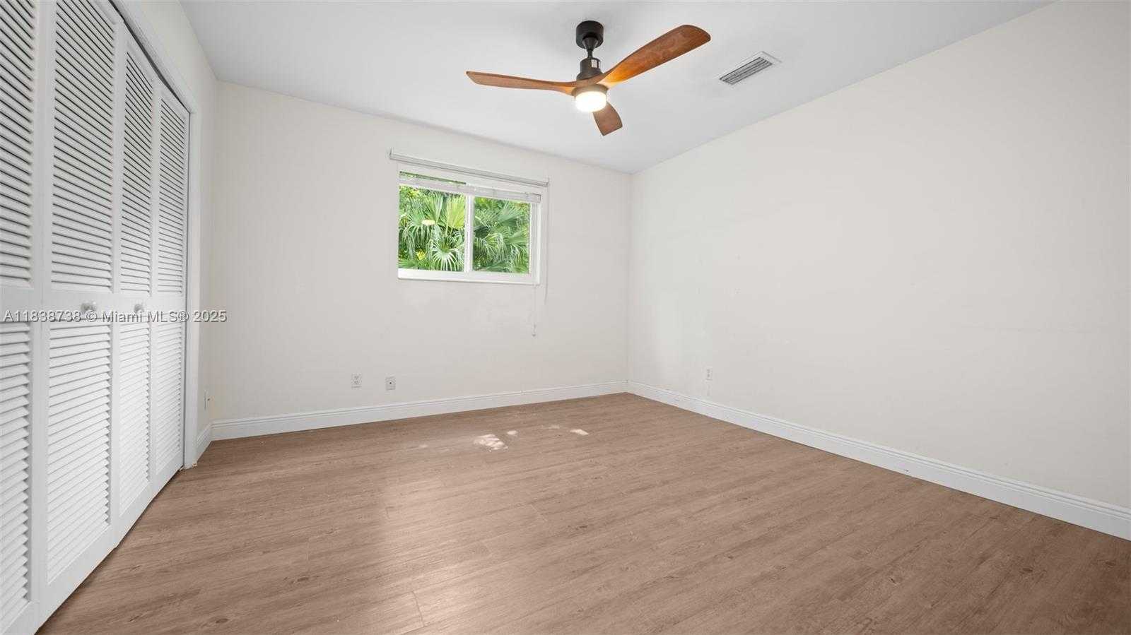 Small Image of 7100 SOUTH WEST 119TH ST, Pinecrest Number 25
