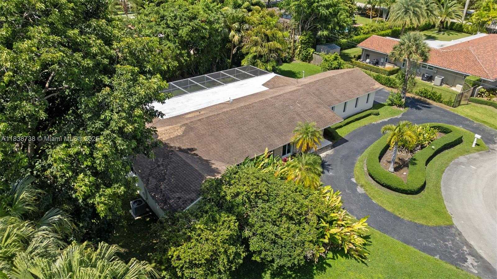 Small Image of 7100 SOUTH WEST 119TH ST, Pinecrest Number 41