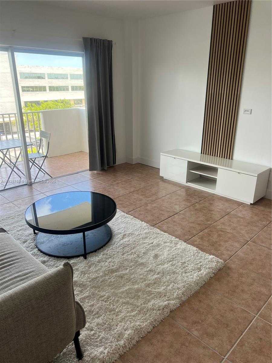 Small Image of 1455 NORTH TREASURE DR #5B, North Bay Village Number 5