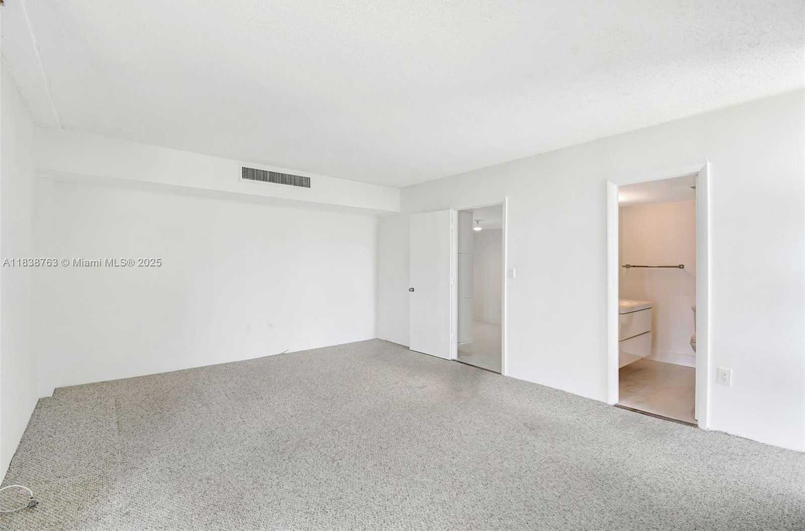 Small Image of 20100 WEST COUNTRY CLUB DR #1005, Aventura Number 15