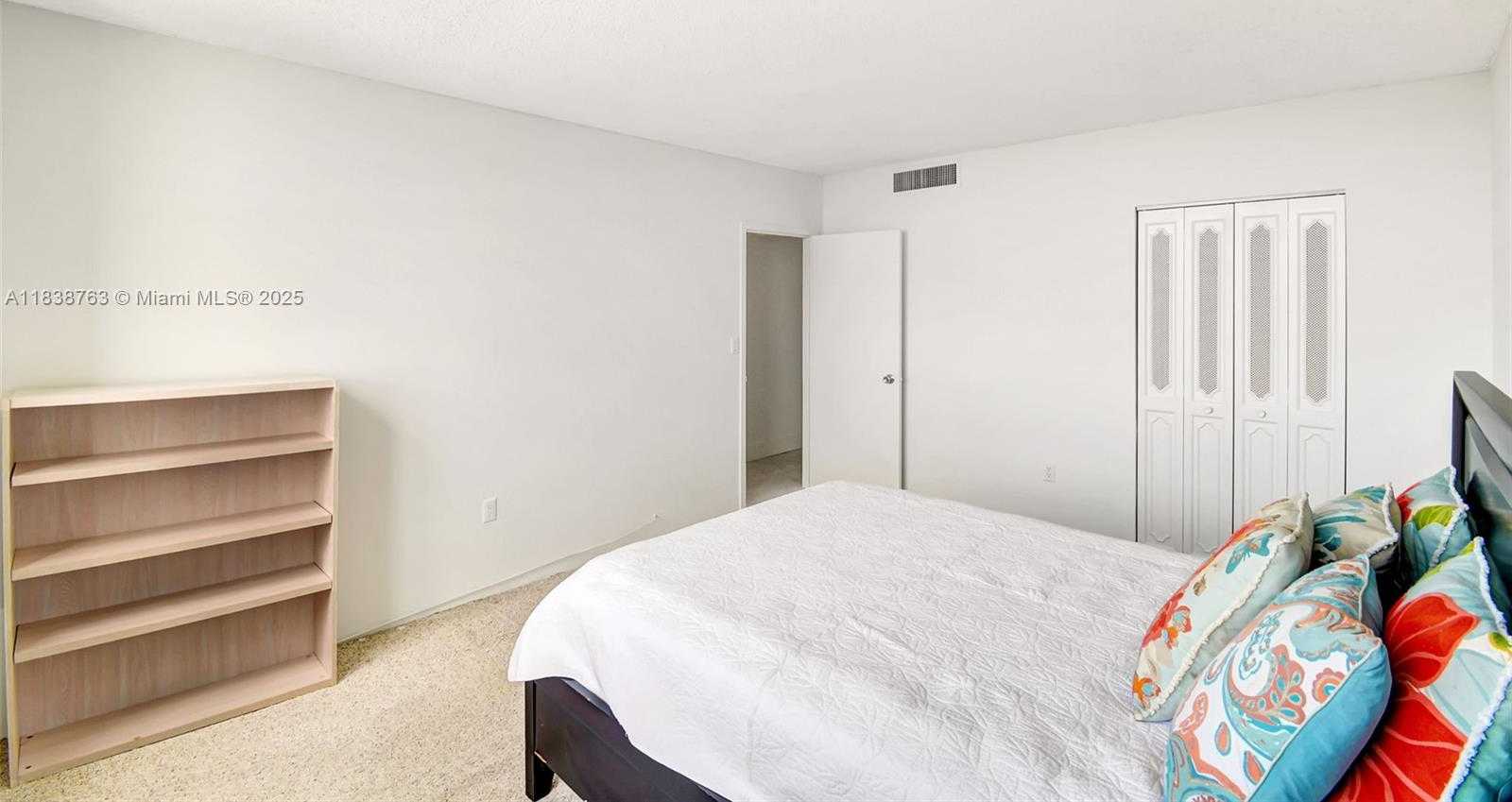 Small Image of 20100 WEST COUNTRY CLUB DR #1005, Aventura Number 21