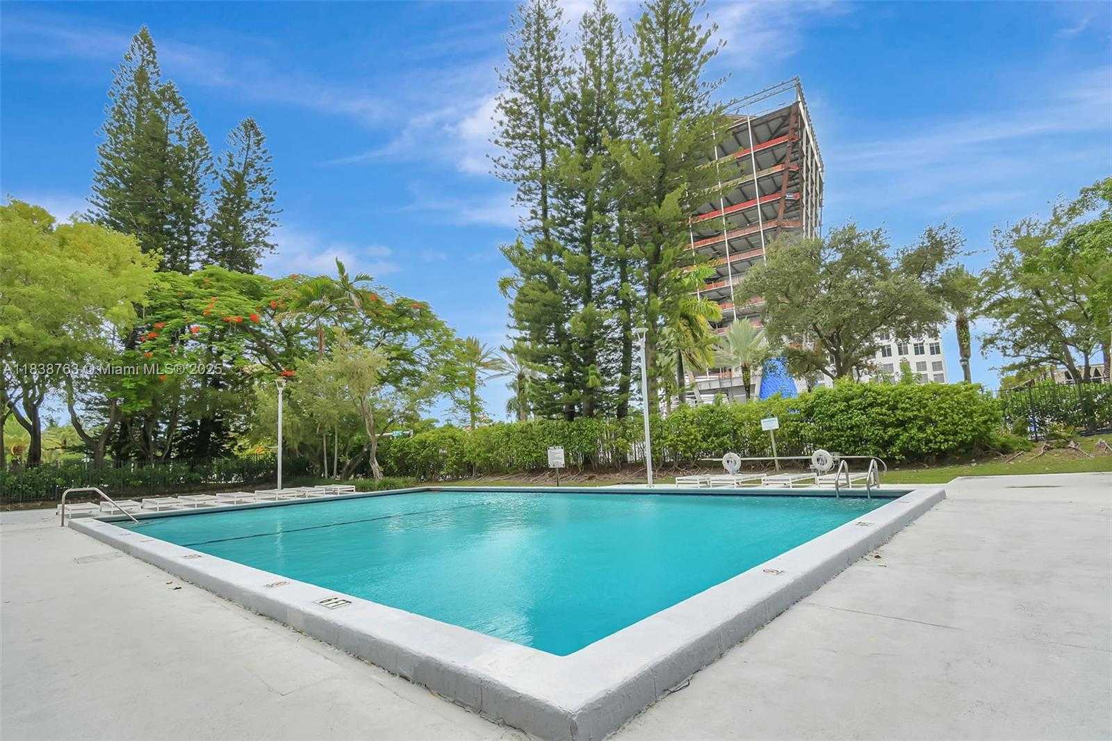 Small Image of 20100 WEST COUNTRY CLUB DR #1005, Aventura Number 31