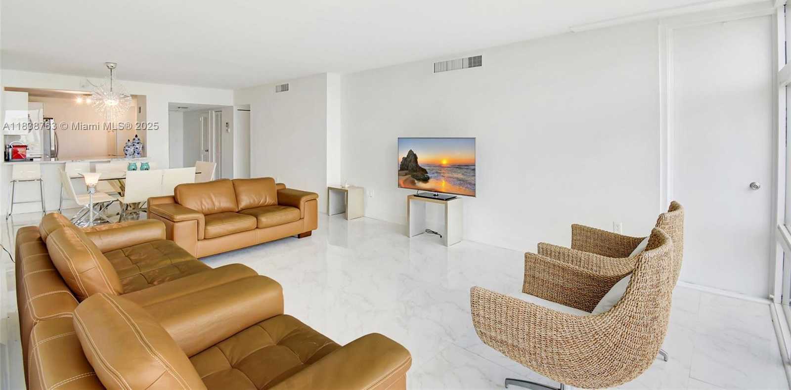 Small Image of 20100 WEST COUNTRY CLUB DR #1005, Aventura Number 4