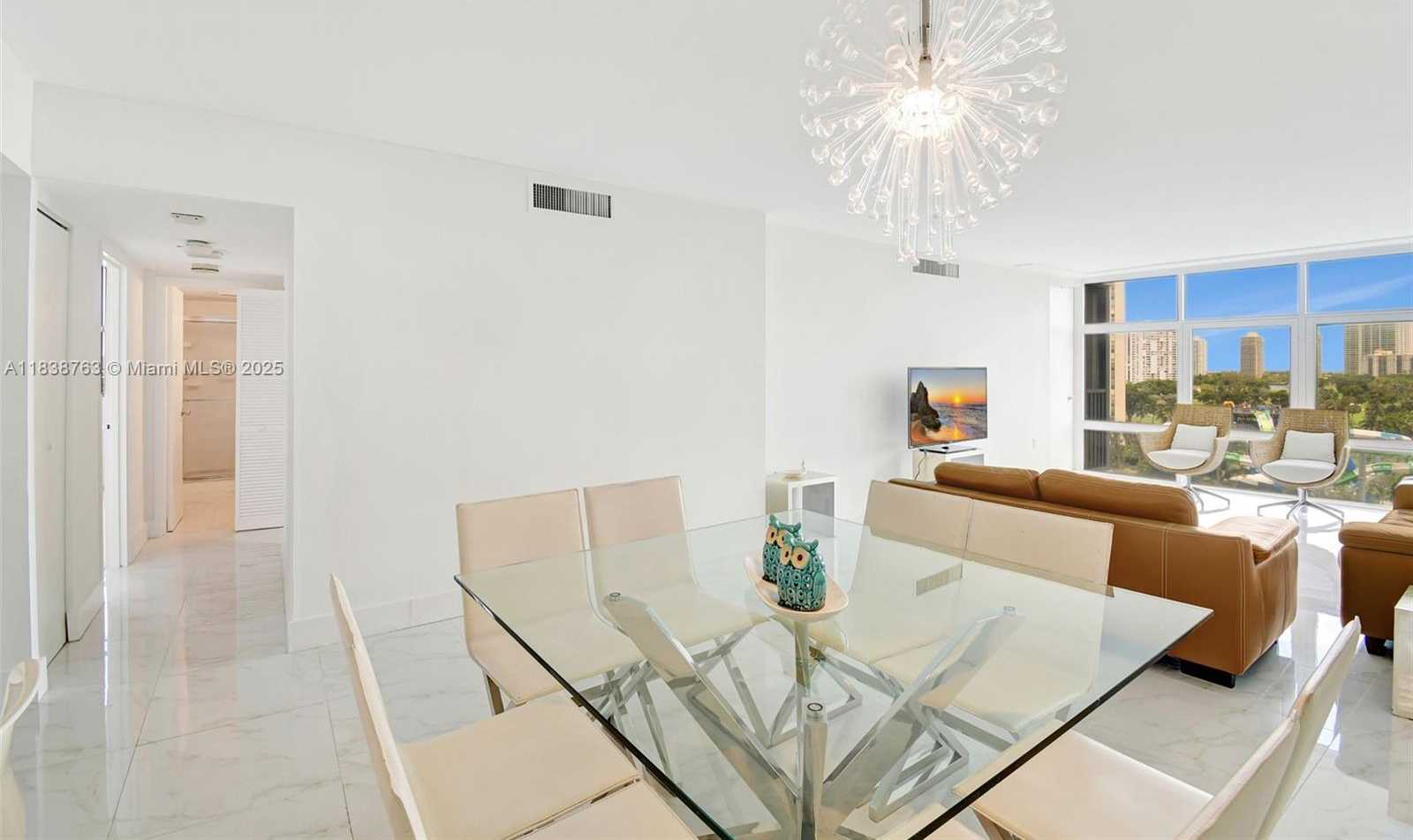 Small Image of 20100 WEST COUNTRY CLUB DR #1005, Aventura Number 7