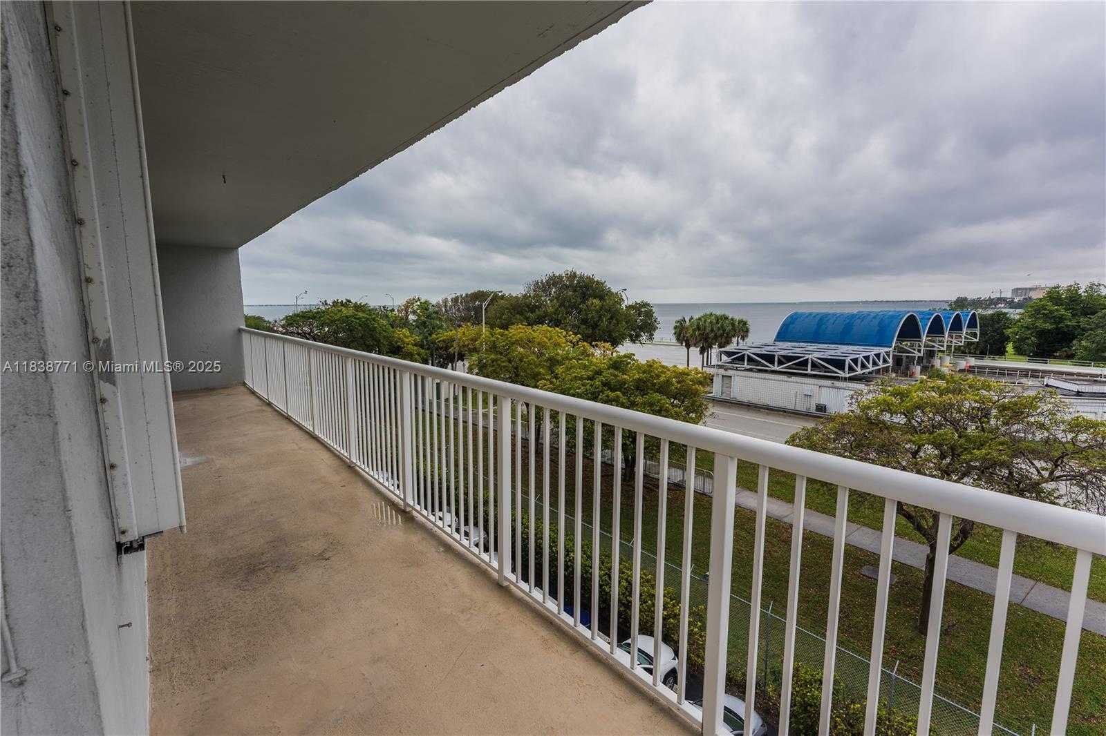 Small Image of 150 SOUTH EAST 25TH RD #5G, Miami Number 8