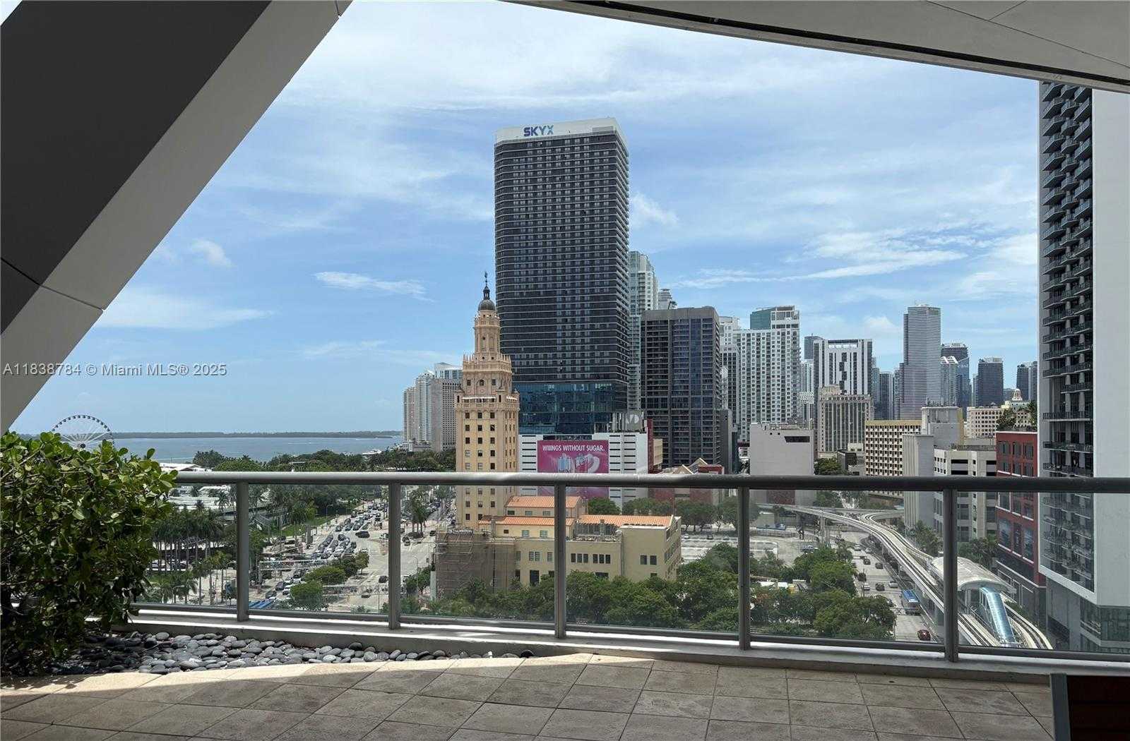 Small Image of 888 BISCAYNE BLVD #1907, Miami Number 16