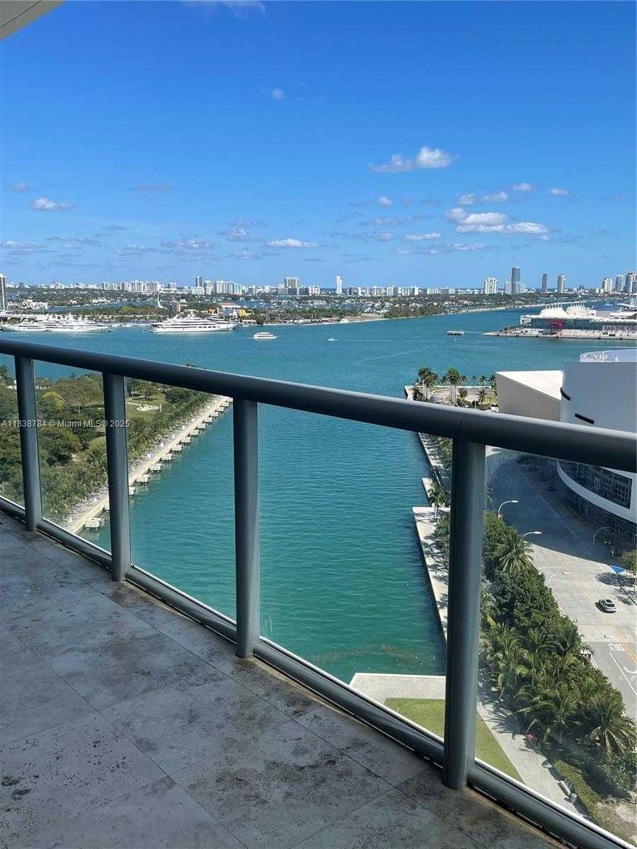 Small Image of 888 BISCAYNE BLVD #1907, Miami Number 19