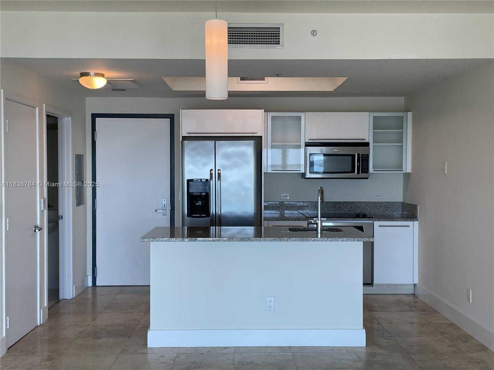 Small Image of 888 BISCAYNE BLVD #1907, Miami Number 3