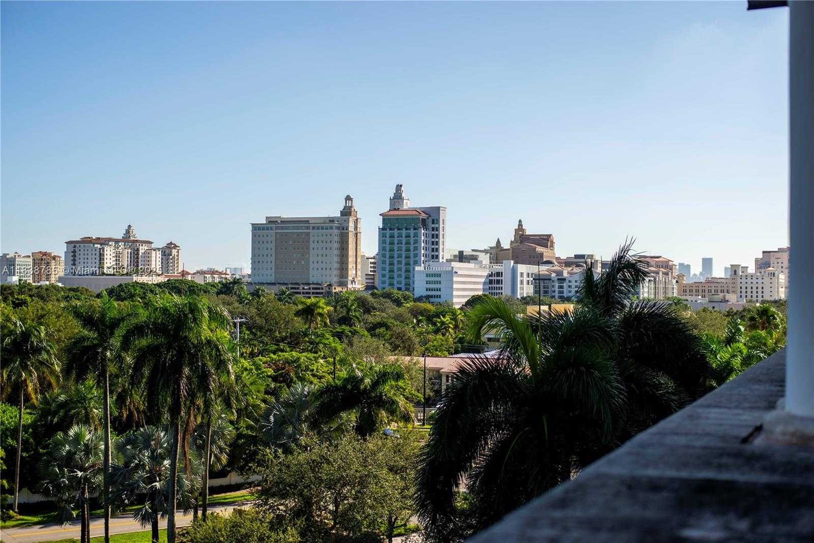 Small Image of 626 CORAL WAY #604, Coral Gables Number 20