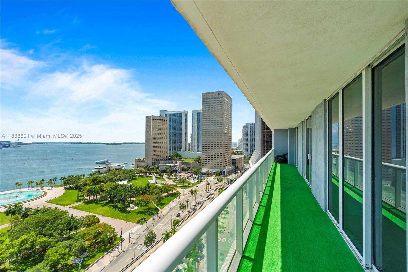 Small Image of 50 BISCAYNE BLVD #1902, Miami Number 2