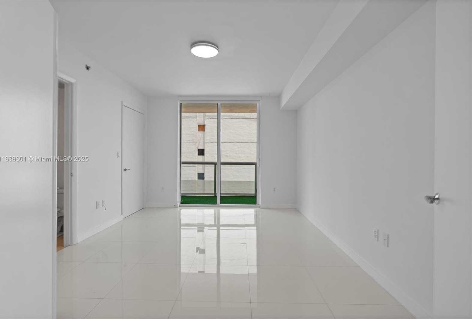 Small Image of 50 BISCAYNE BLVD #1902, Miami Number 25