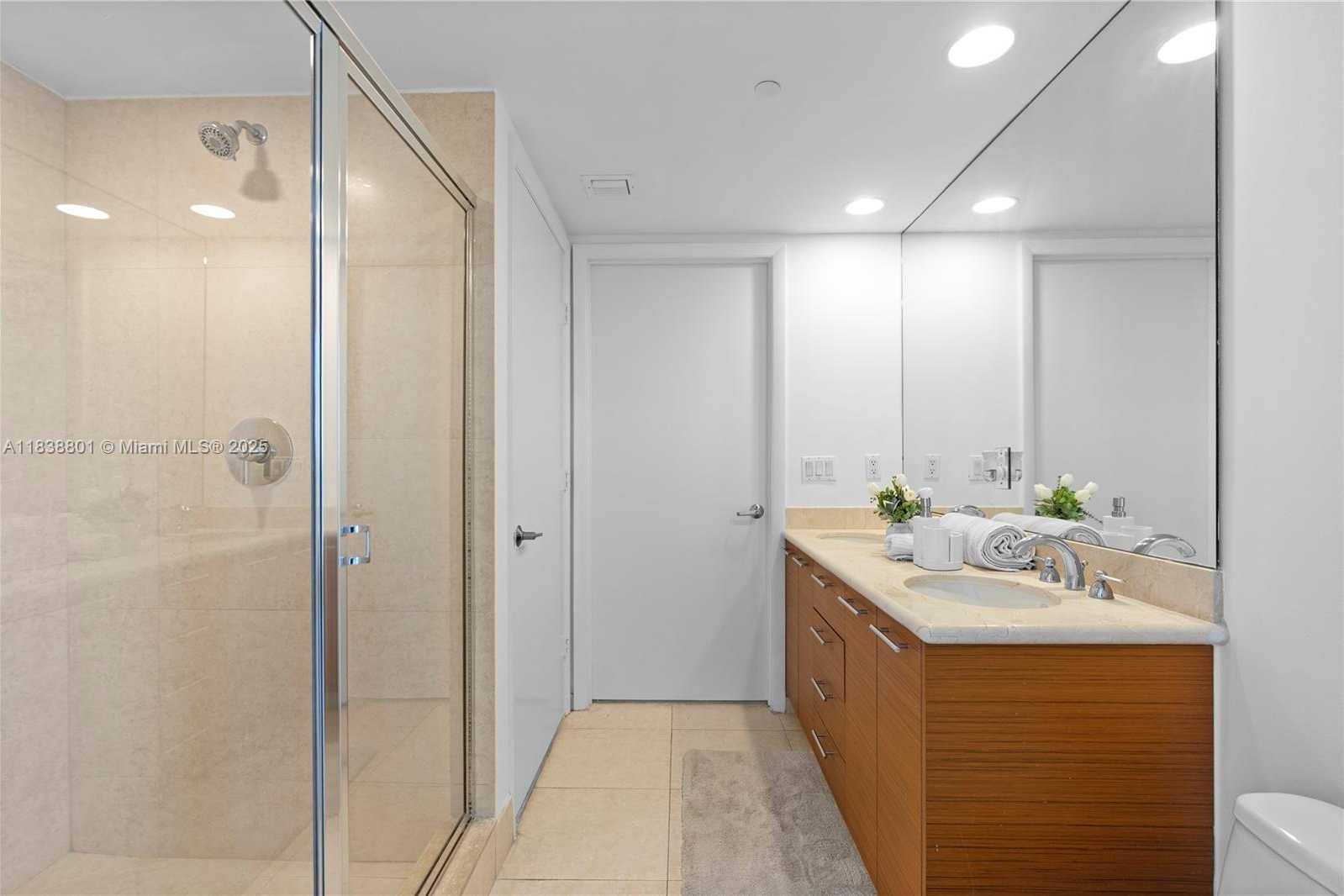 Small Image of 50 BISCAYNE BLVD #1902, Miami Number 29