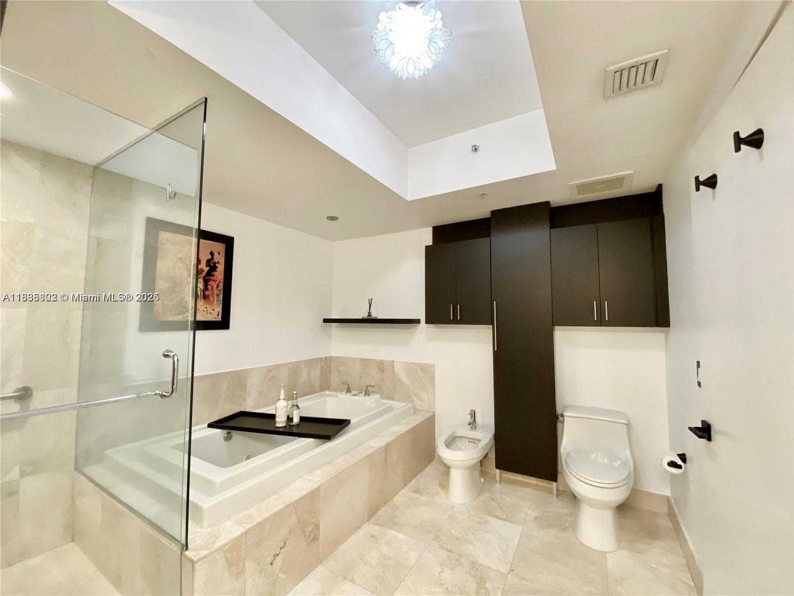 Small Image of 218 SOUTH EAST 14TH ST #2004, Miami Number 13