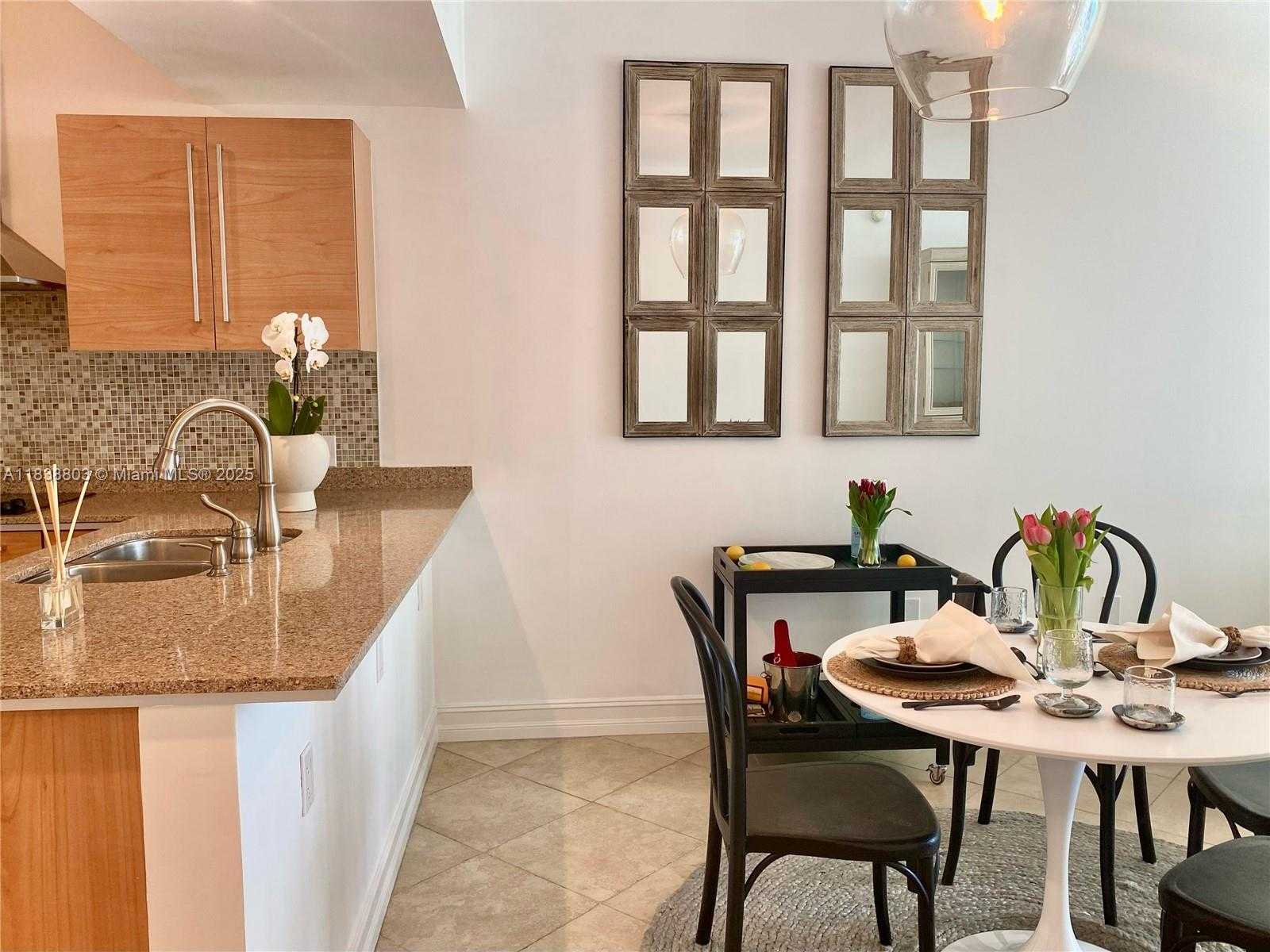 Small Image of 218 SOUTH EAST 14TH ST #2004, Miami Number 49