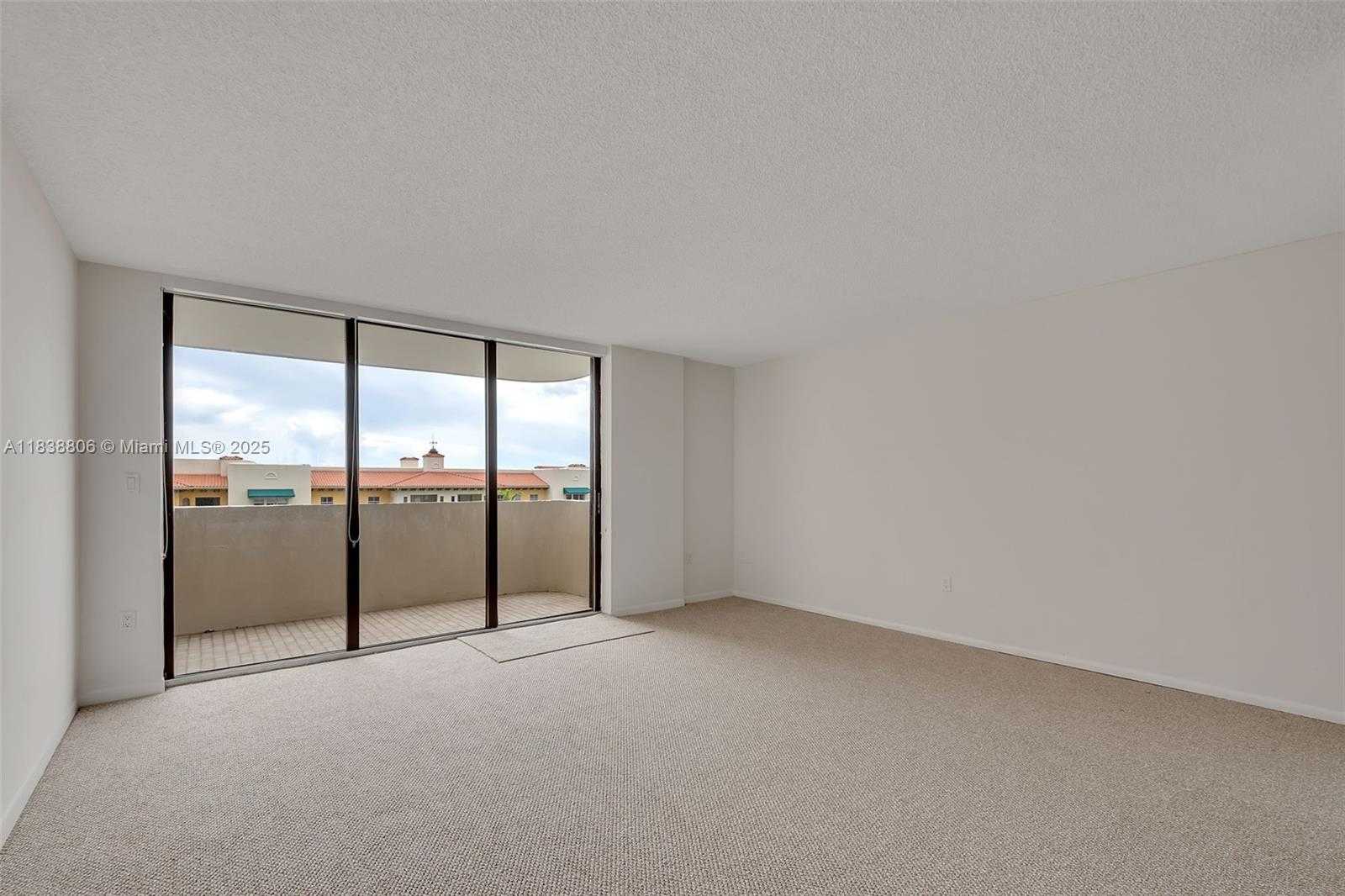 Small Image of 600 BILTMORE WAY #616, Coral Gables Number 11