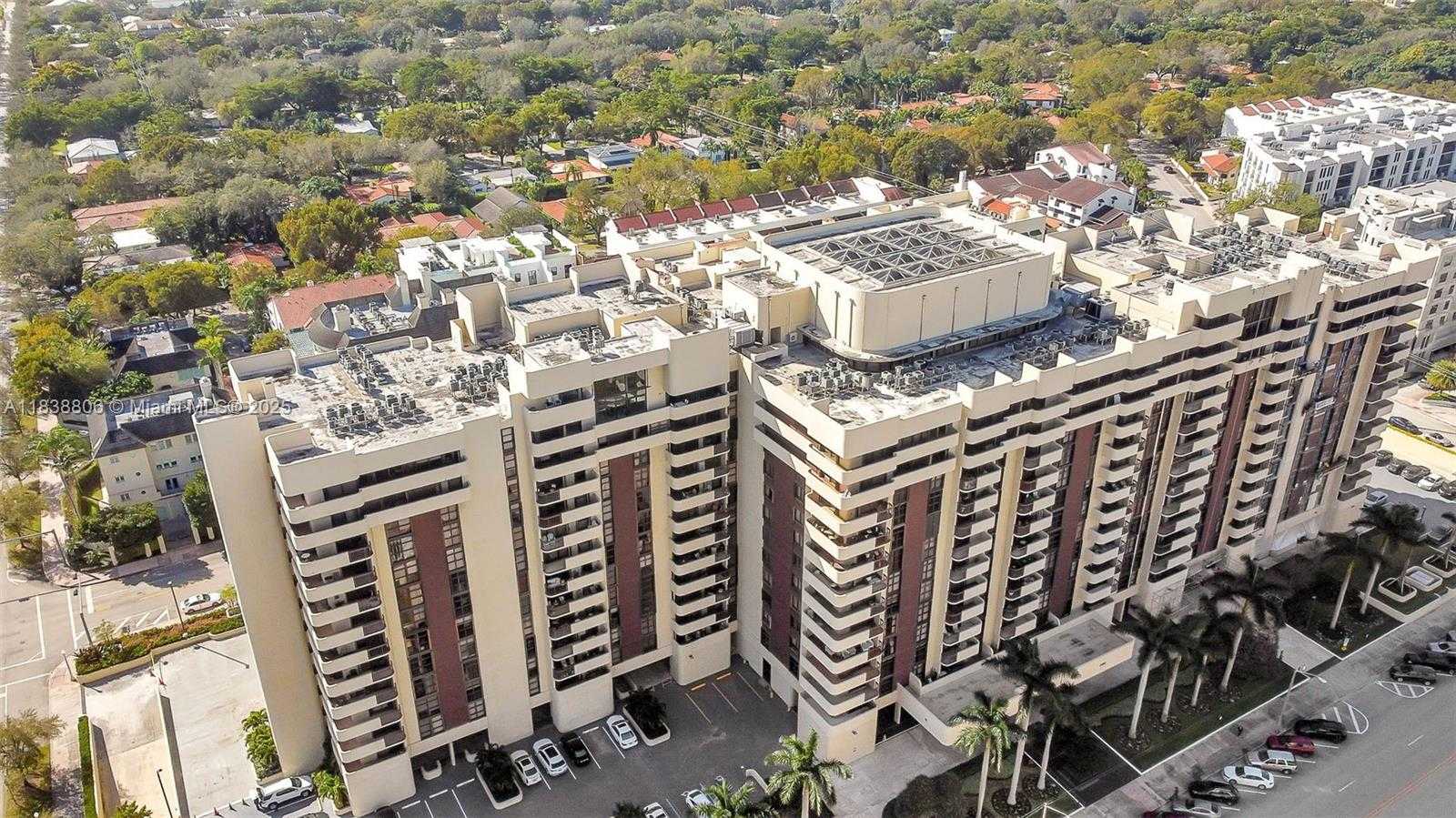 Small Image of 600 BILTMORE WAY #616, Coral Gables Number 37