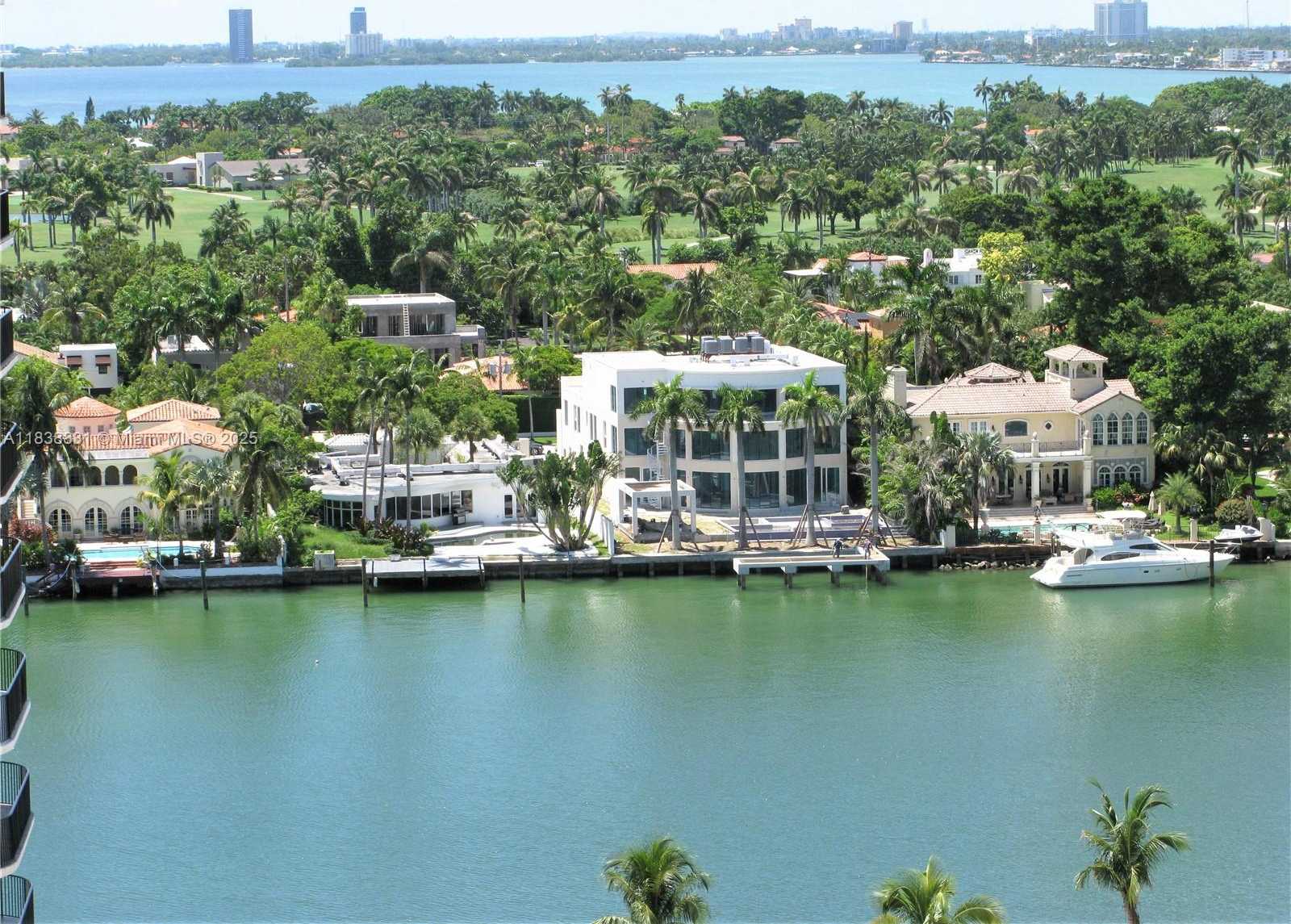 Small Image of 5701 COLLINS AVE #1107, Miami Beach Number 2