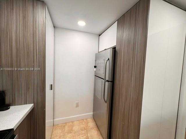 Small Image of 600 NORTH EAST 36TH ST #1220, Miami Number 17