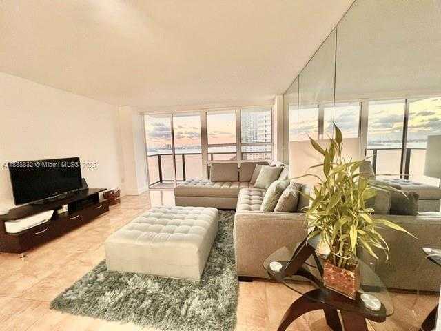 Small Image of 600 NORTH EAST 36TH ST #1220, Miami Number 18