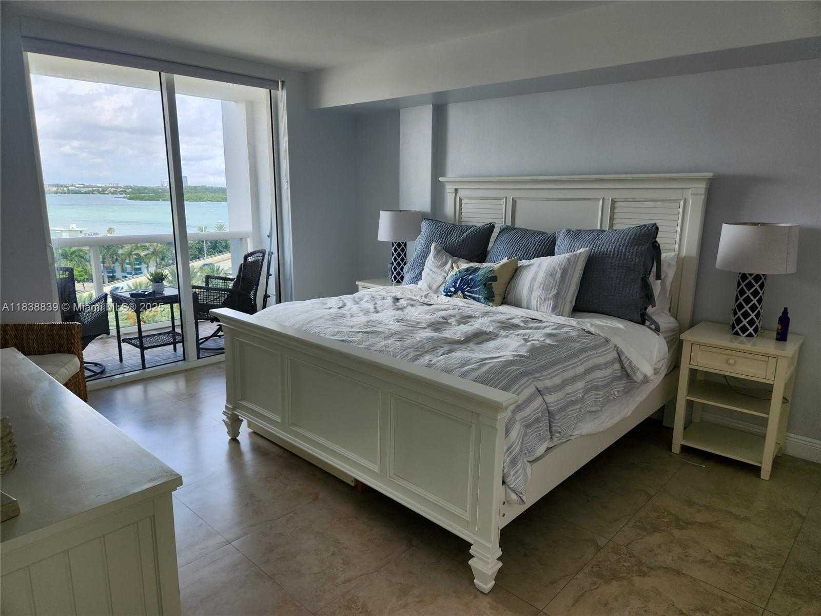 Small Image of 10275 COLLINS AVE #824, Bal Harbour Number 11