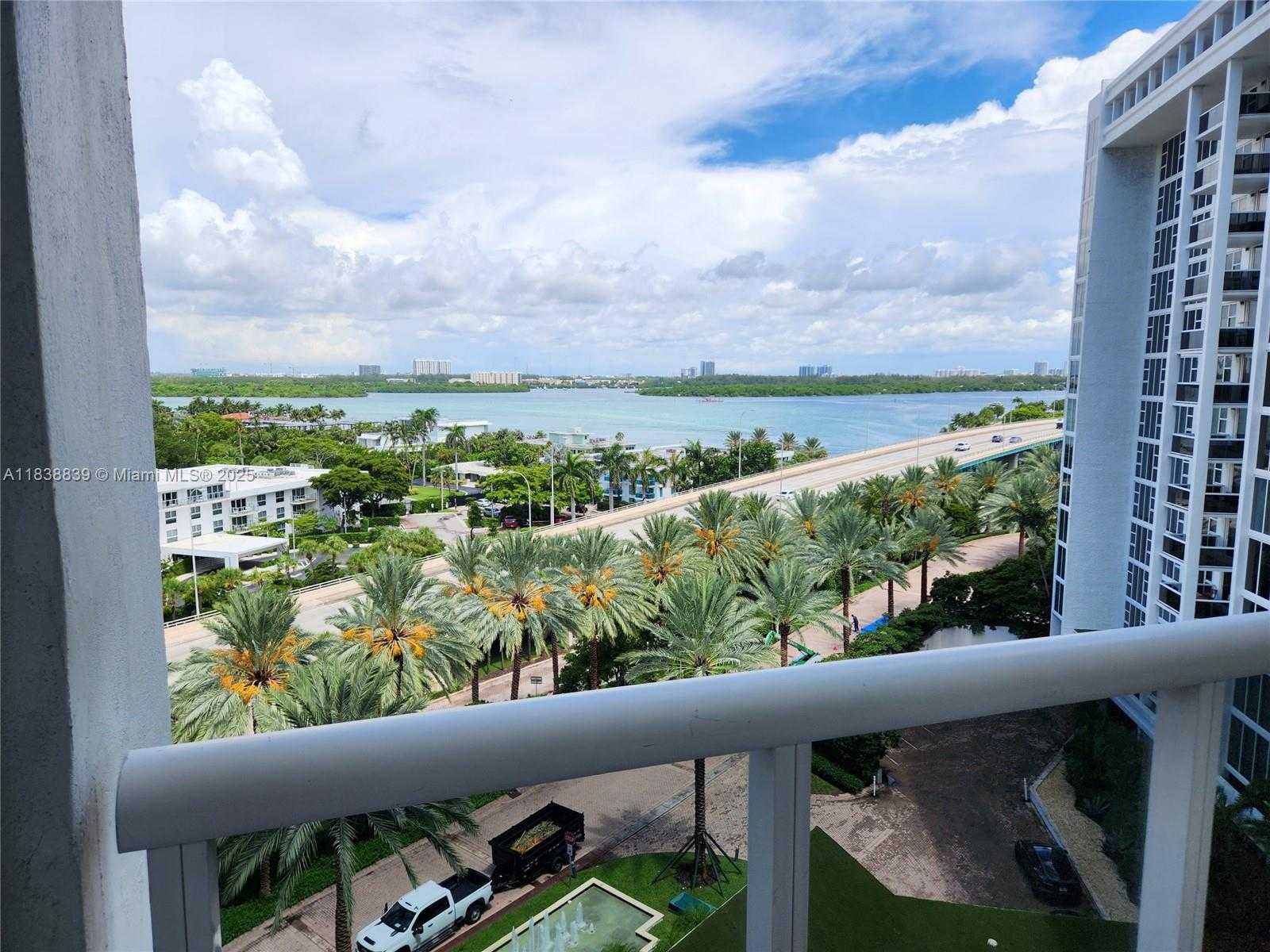 Small Image of 10275 COLLINS AVE #824, Bal Harbour Number 14