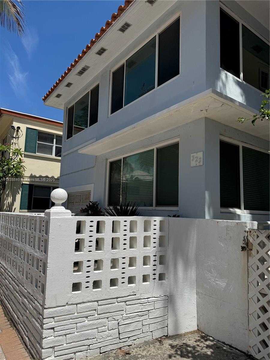 Small Image of 323 NEW MEXICO ST #3, Hollywood Number 34