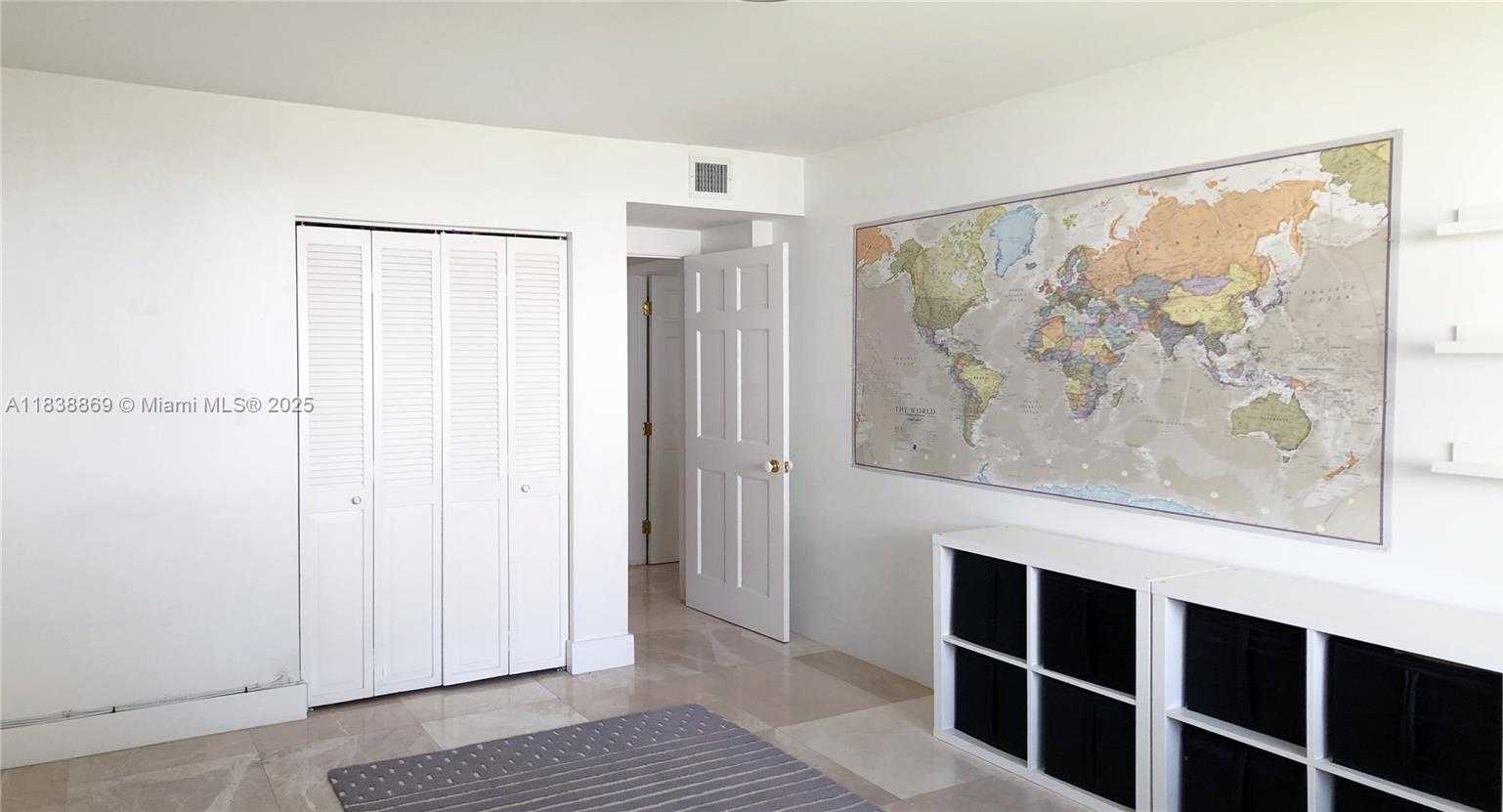 Small Image of 177 OCEAN LANE DR #611, Key Biscayne Number 13