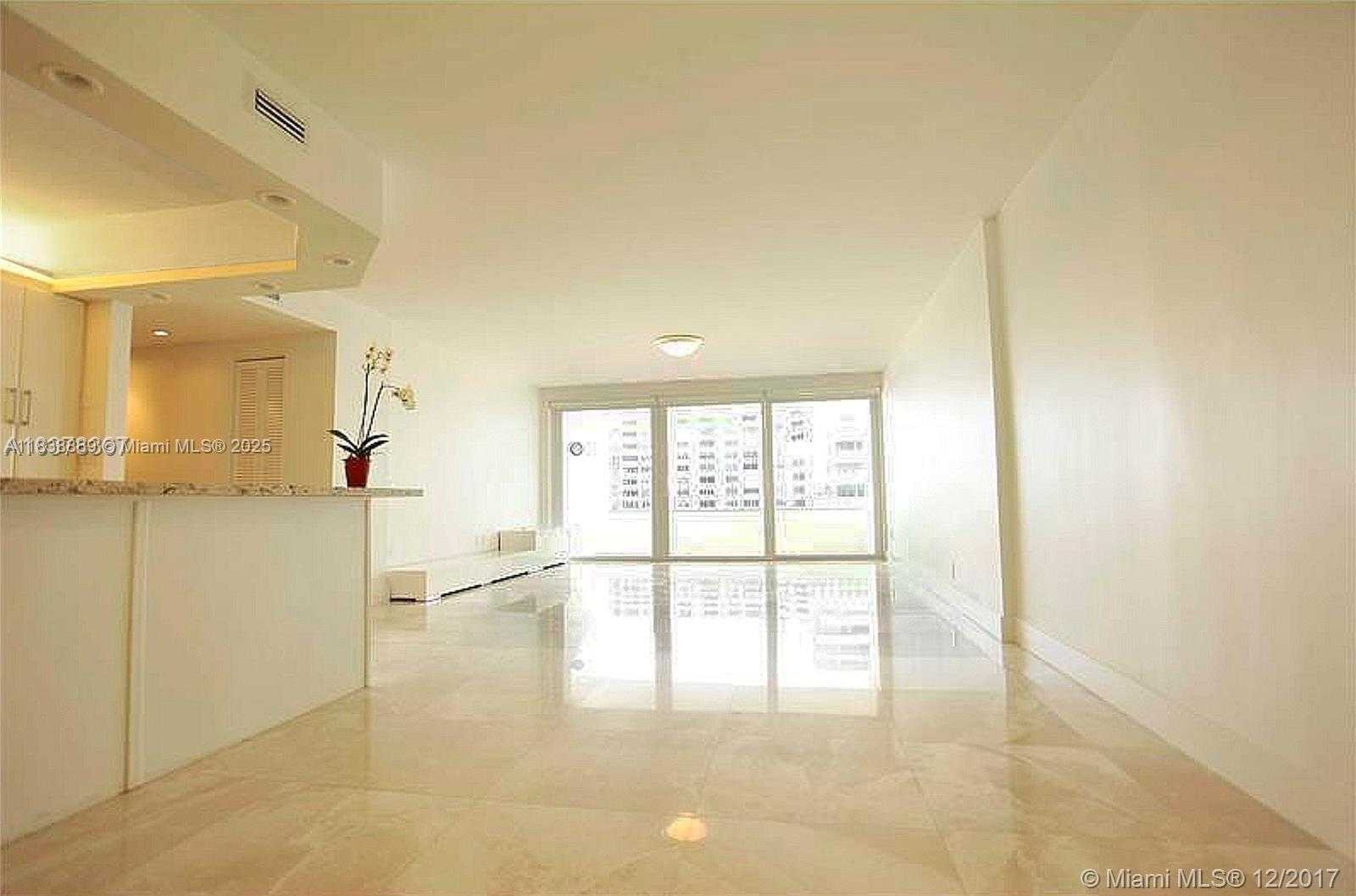 Small Image of 177 OCEAN LANE DR #611, Key Biscayne Number 3