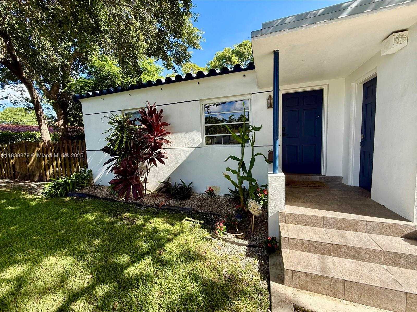 Small Image of 1102 NORTH EAST 116TH ST, Biscayne Park Number 34